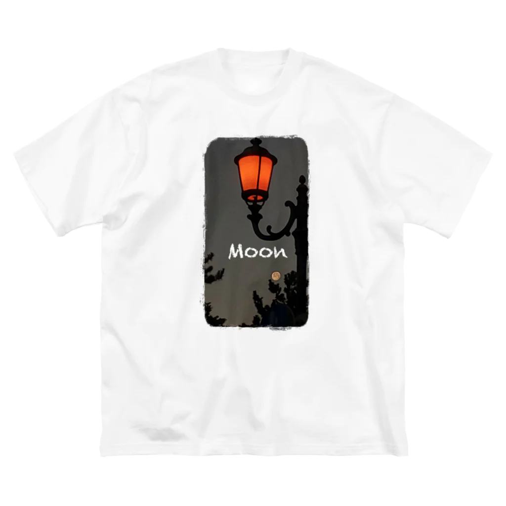 ニムニムのお部屋のMoon ビッグシルエットTシャツ