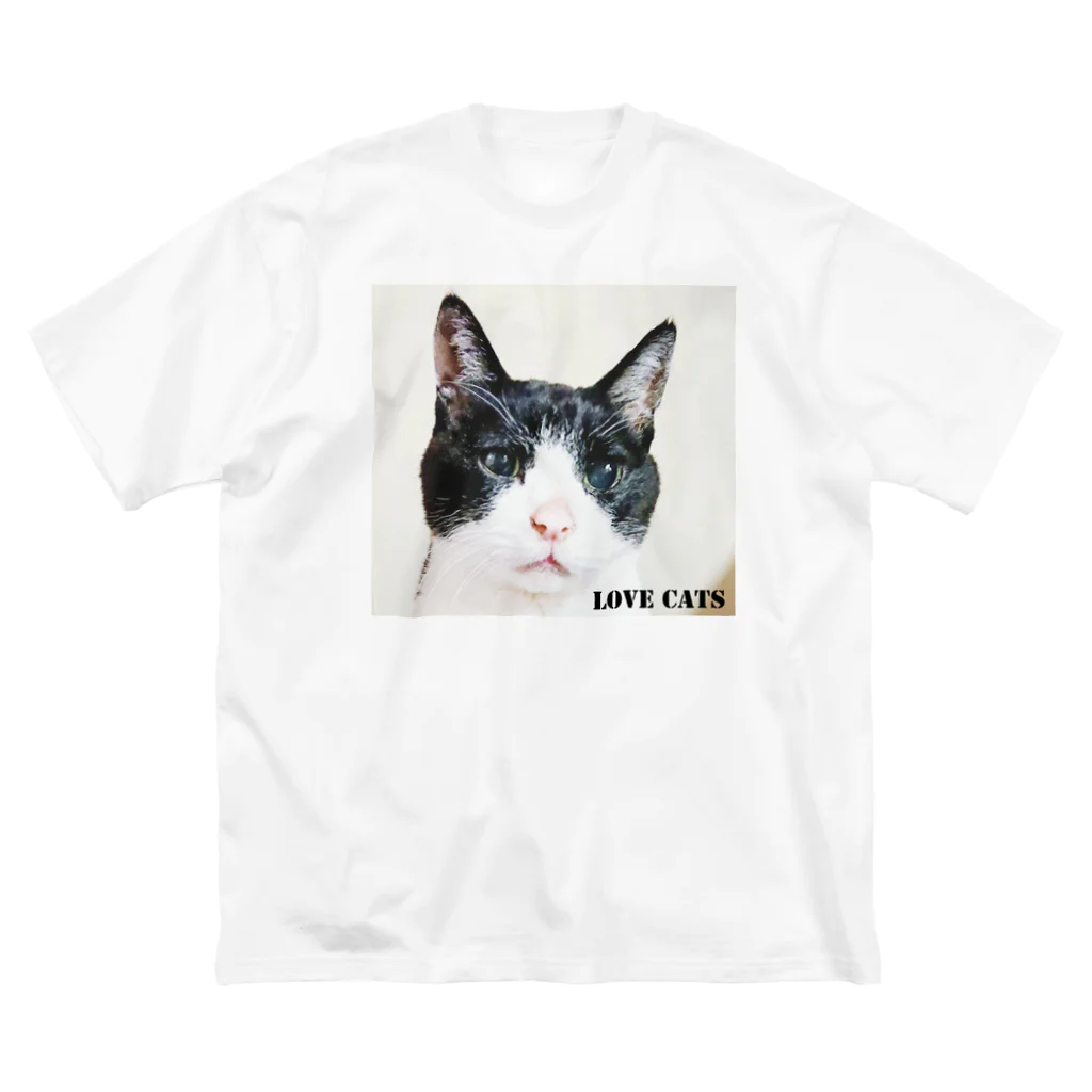 Shop Love CatsのLove Cats Max ハチワレちゃん ビッグシルエットTシャツ