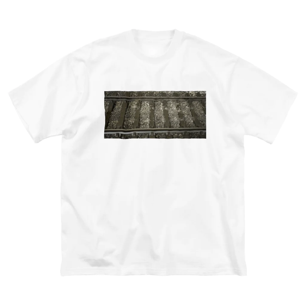 旨味教授といちごもちぷりんの新幹線の線路 Big T-Shirt