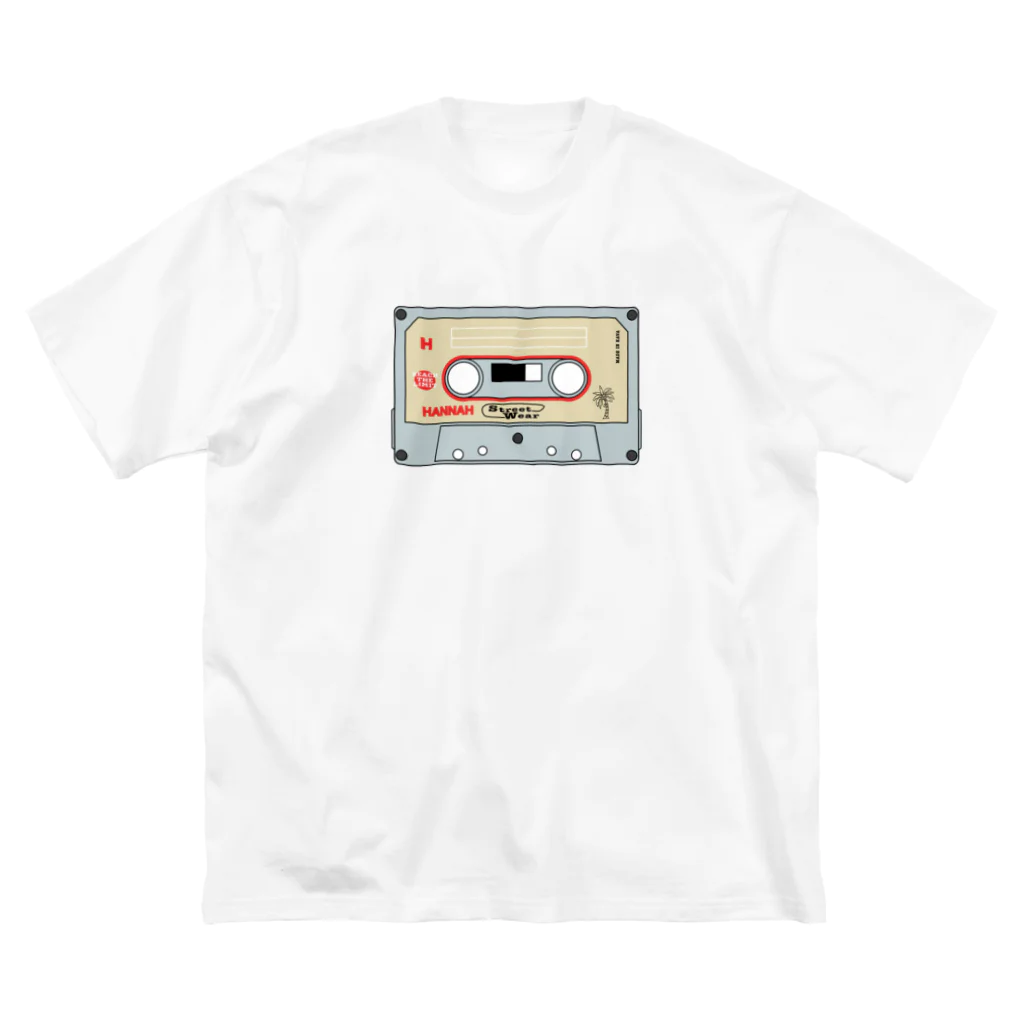 HANNAH street wear ハンナ　ストリートウェア(カバ店長)のHANNAH  street wear "Cassette  Tape“ ビッグシルエットTシャツ