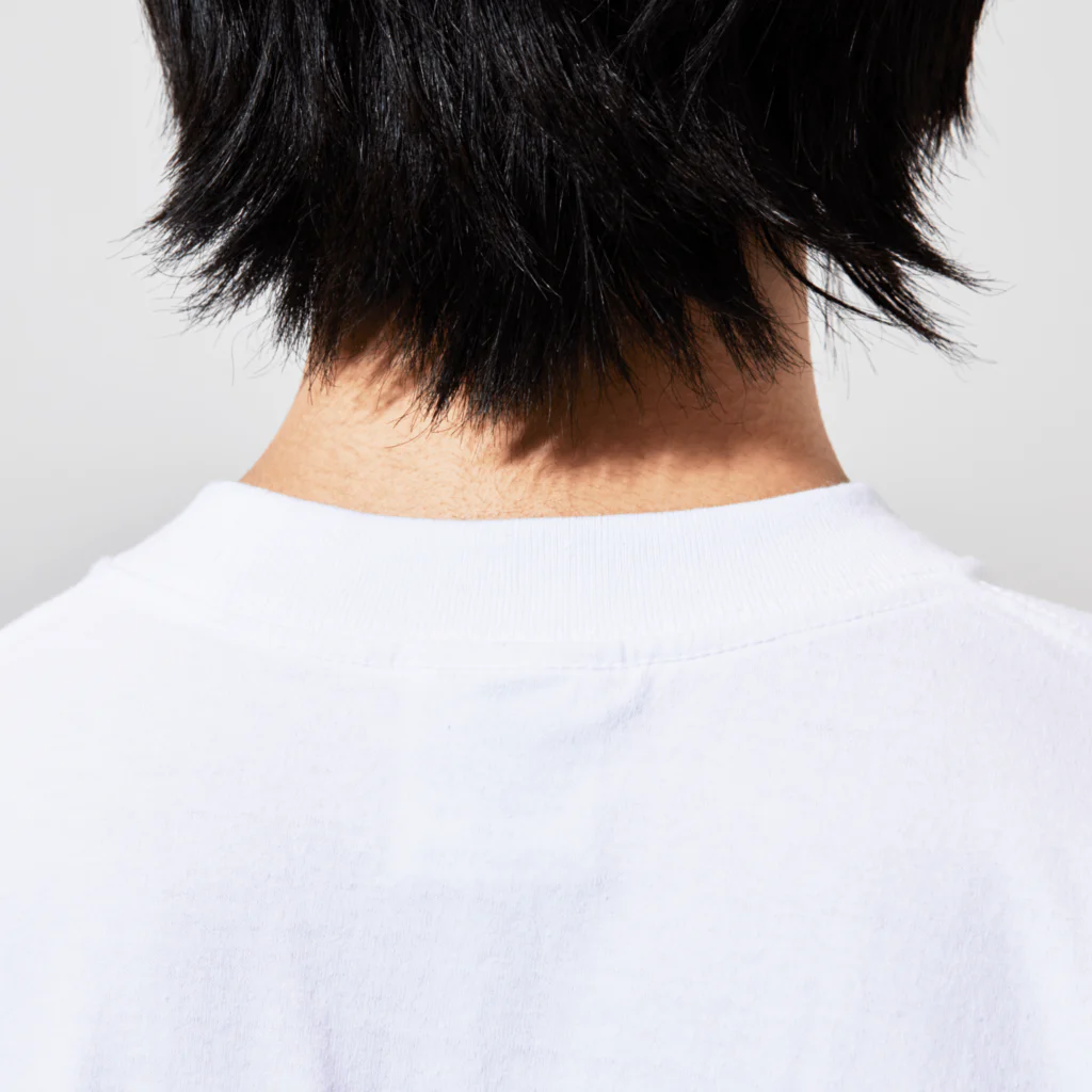 YS VINTAGE WORKSのチェコ　プラハ動物園　ヒッポ（カバ） Big T-Shirt :back of the neck