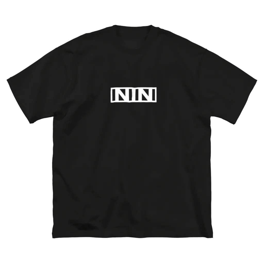 WILD CARDのNIN ビッグシルエットTシャツ