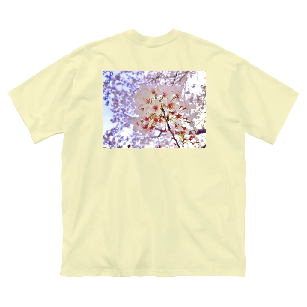 7ans.petitmoi_の桜 ビッグシルエットTシャツ