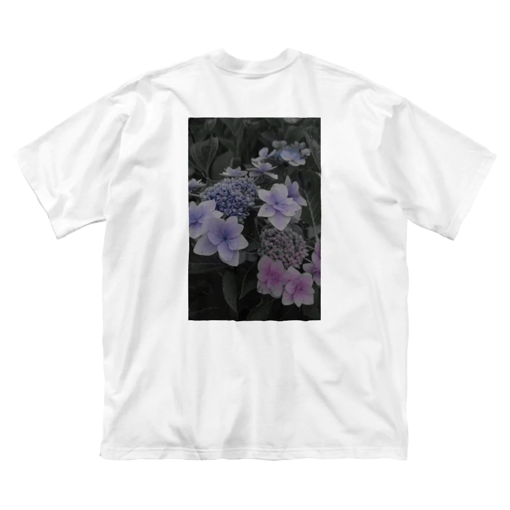 あでりーの紫陽花グラフィック ビッグシルエットTシャツ