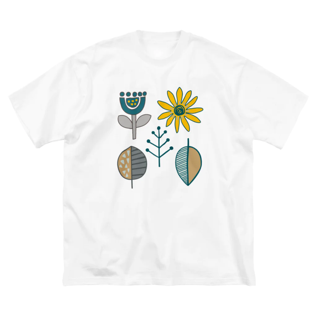 Wonder Bird Forestのイーリス_TYPE-B Big T-Shirt