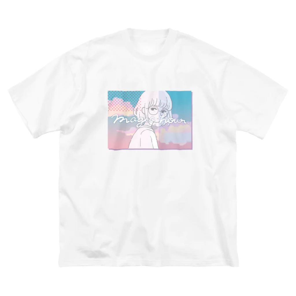 亜沙モモカのマジックアワー Big T-Shirt