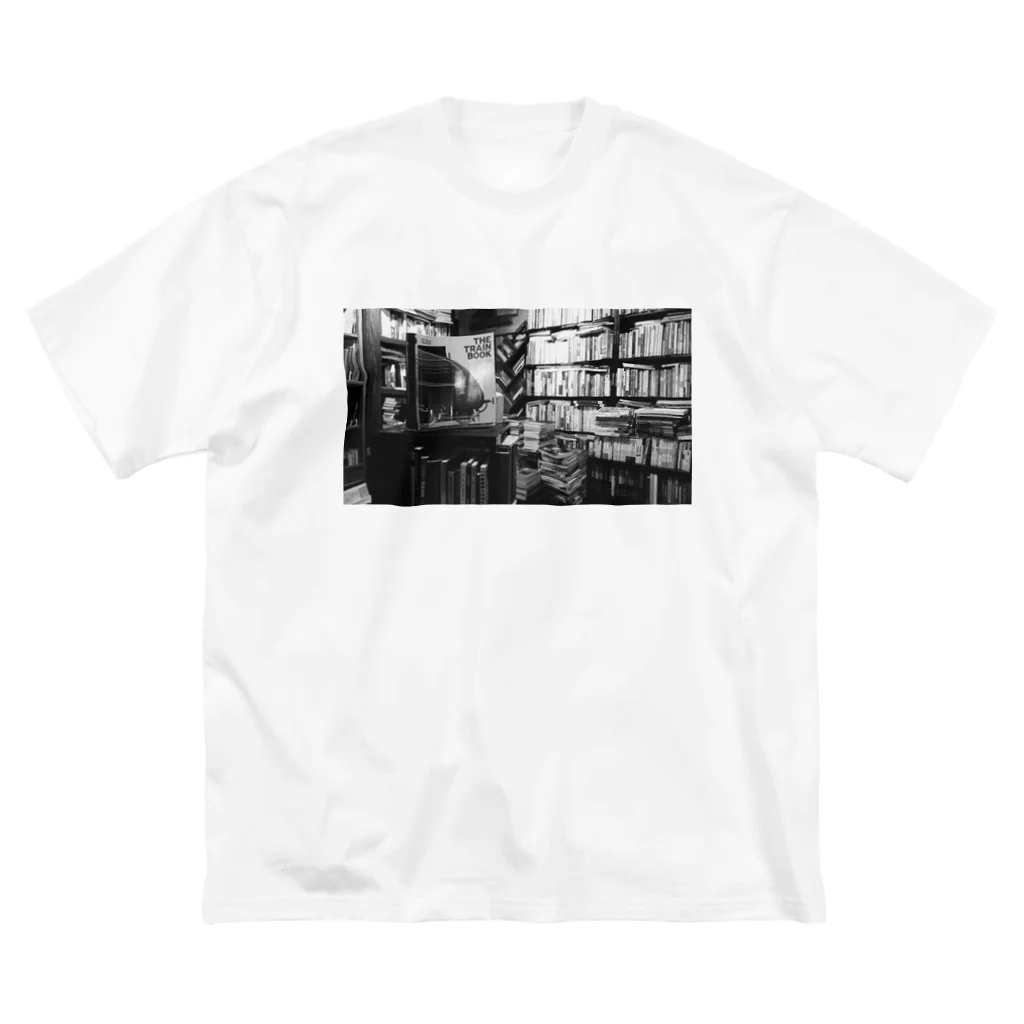 HT  Streets & PhotosのBlack White Streets ビッグシルエットTシャツ