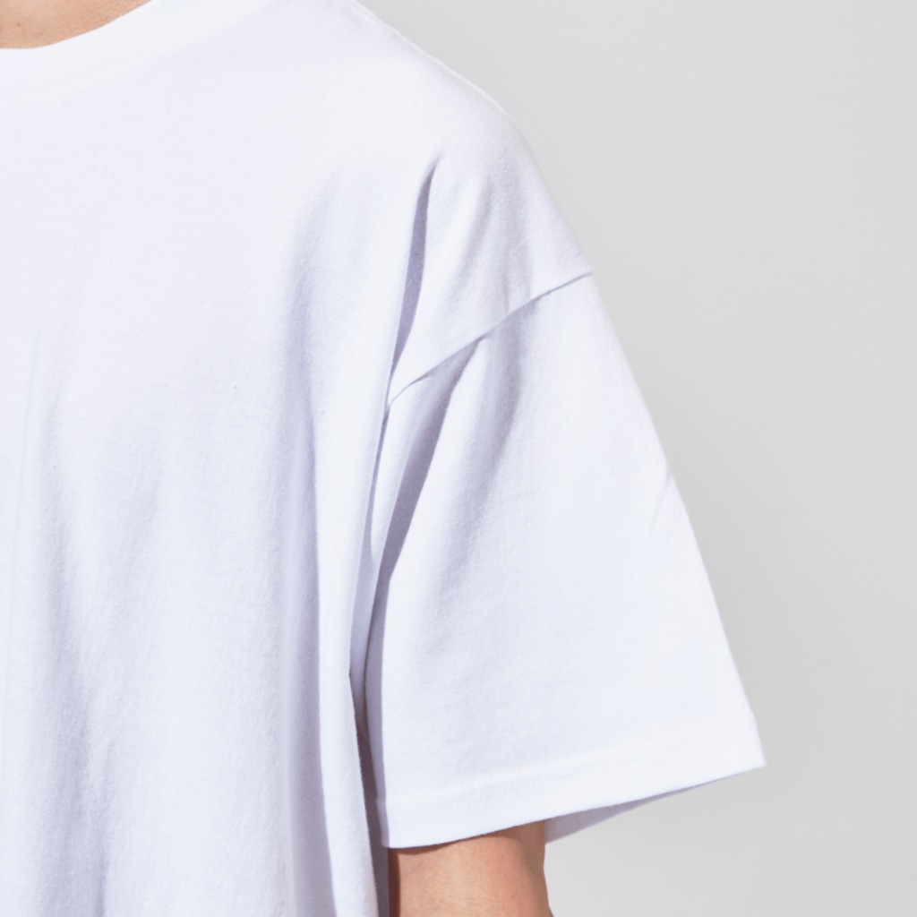 SHOCHU PAPIの毎日灰まみれ Big T-Shirt :sleeve