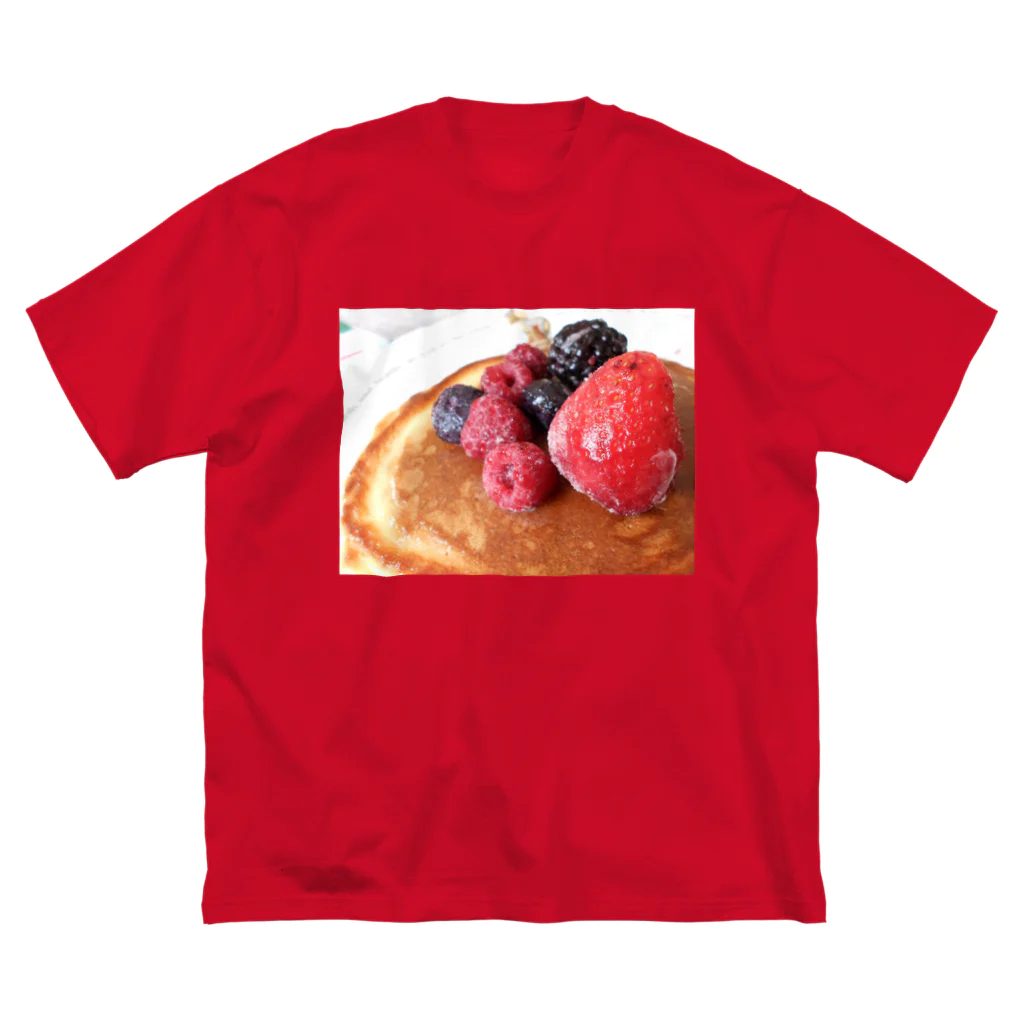 イエローローズのフルーツの森のパンケーキ Big T-Shirt