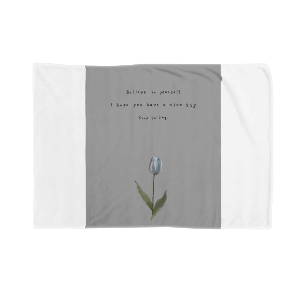 rilybiiのTULIP, white gray blue . ブランケット