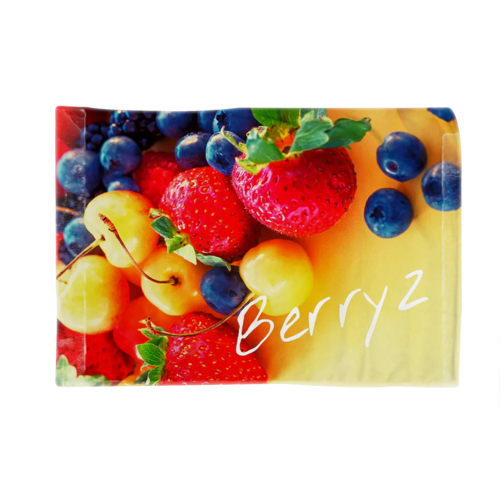 poppy22のはじけるベリーBerryz Blanket