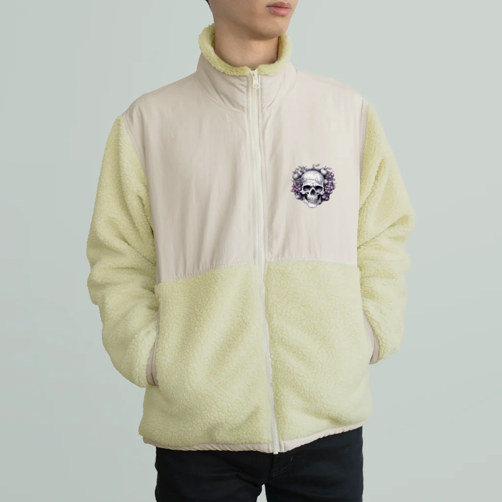 LCOMLのフルーツに囲まれたSKULL Boa Fleece Jacket