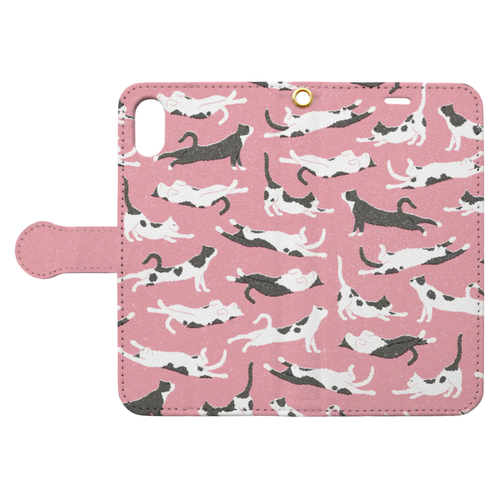 123izmののびのび猫（赤） Book-Style Smartphone Case:Opened (outside)