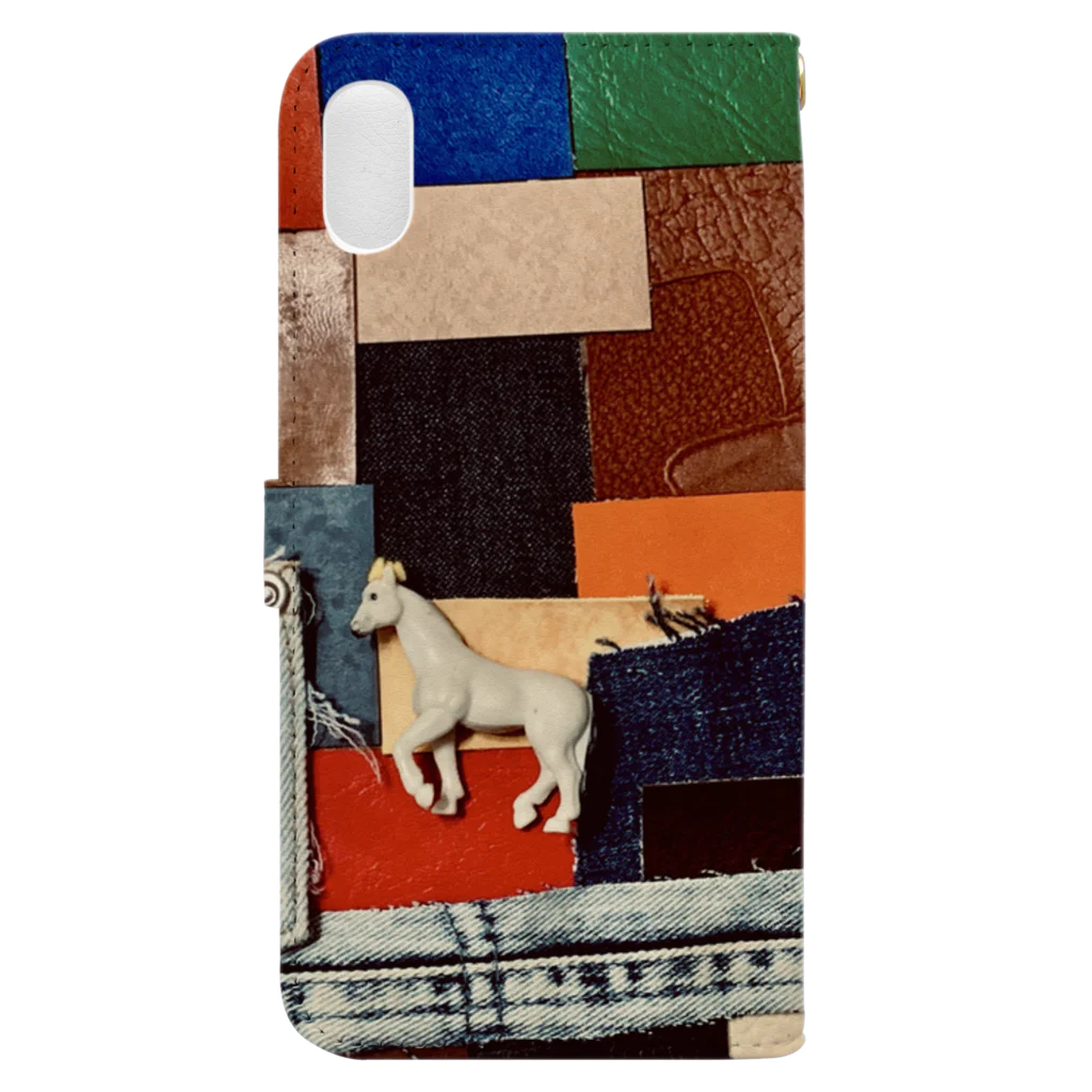 en_madeのアートデザインホース Book-Style Smartphone Case :back