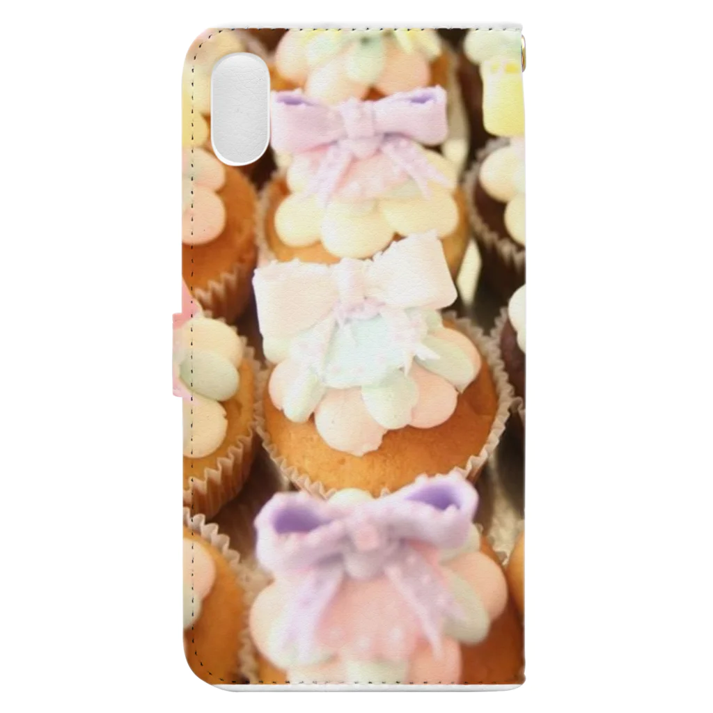 aki🧜‍♀️kia /aki narisawaのkia cupcake Book-Style Smartphone Case :back