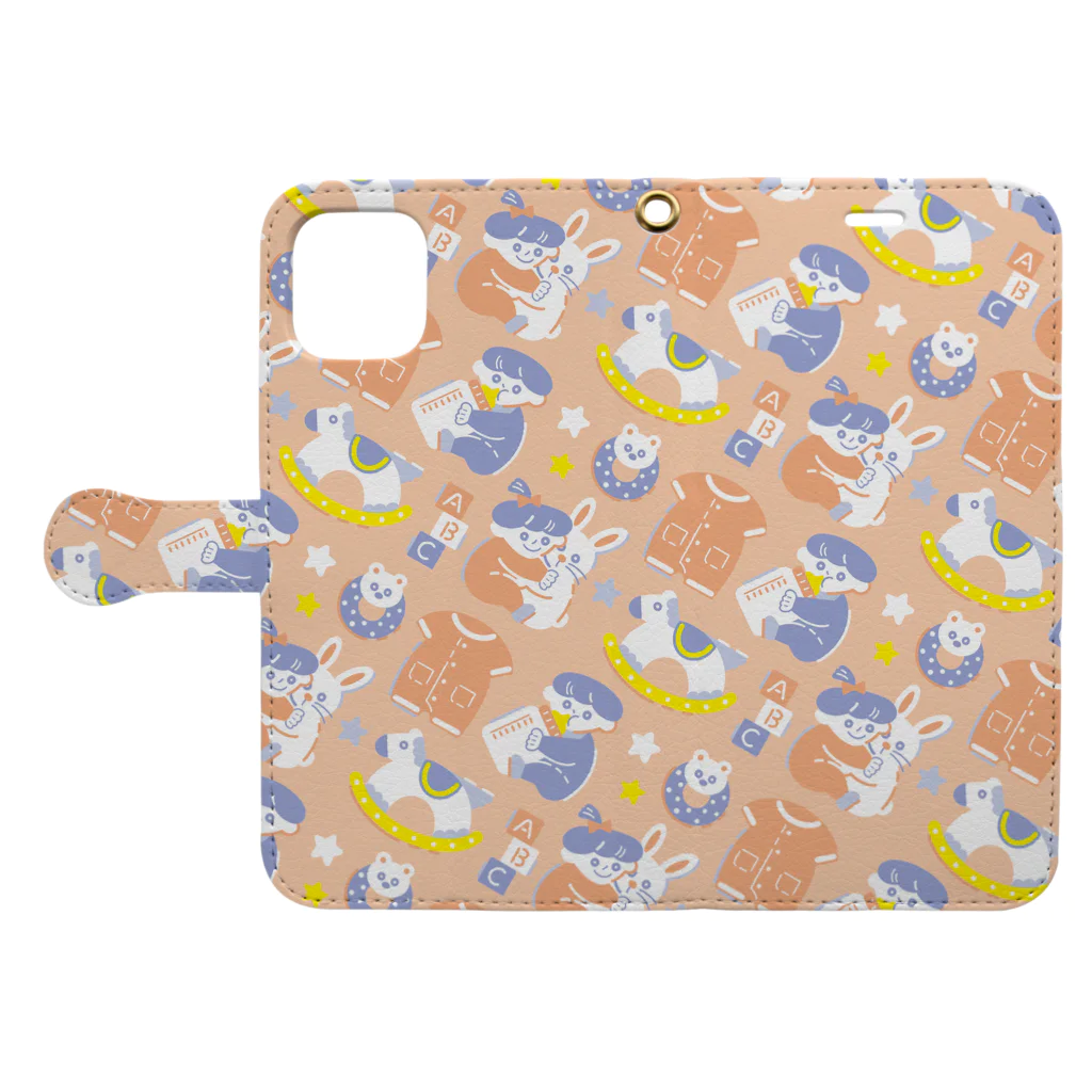 Textile for Babyの赤ちゃんのおもちゃ箱(オレンジ) 手帳型スマホケースを開いた場合(外側)