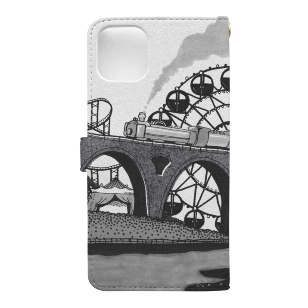 マキバドリの蒸気機関車と遊園地（モノクロ） Book-Style Smartphone Case :back