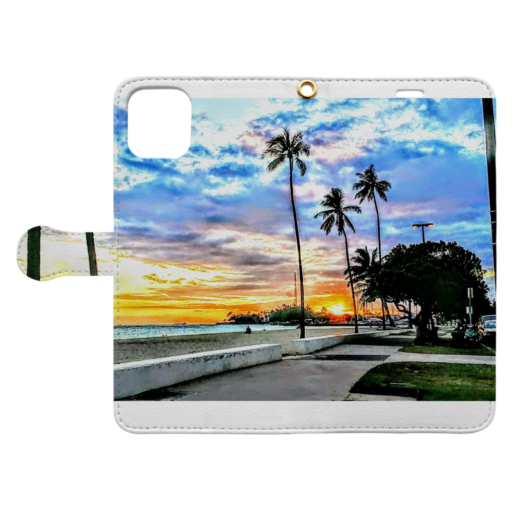 Hawaii Picturesのアラモアナビーチの夕焼け🌅 Book-Style Smartphone Case:Opened (outside)