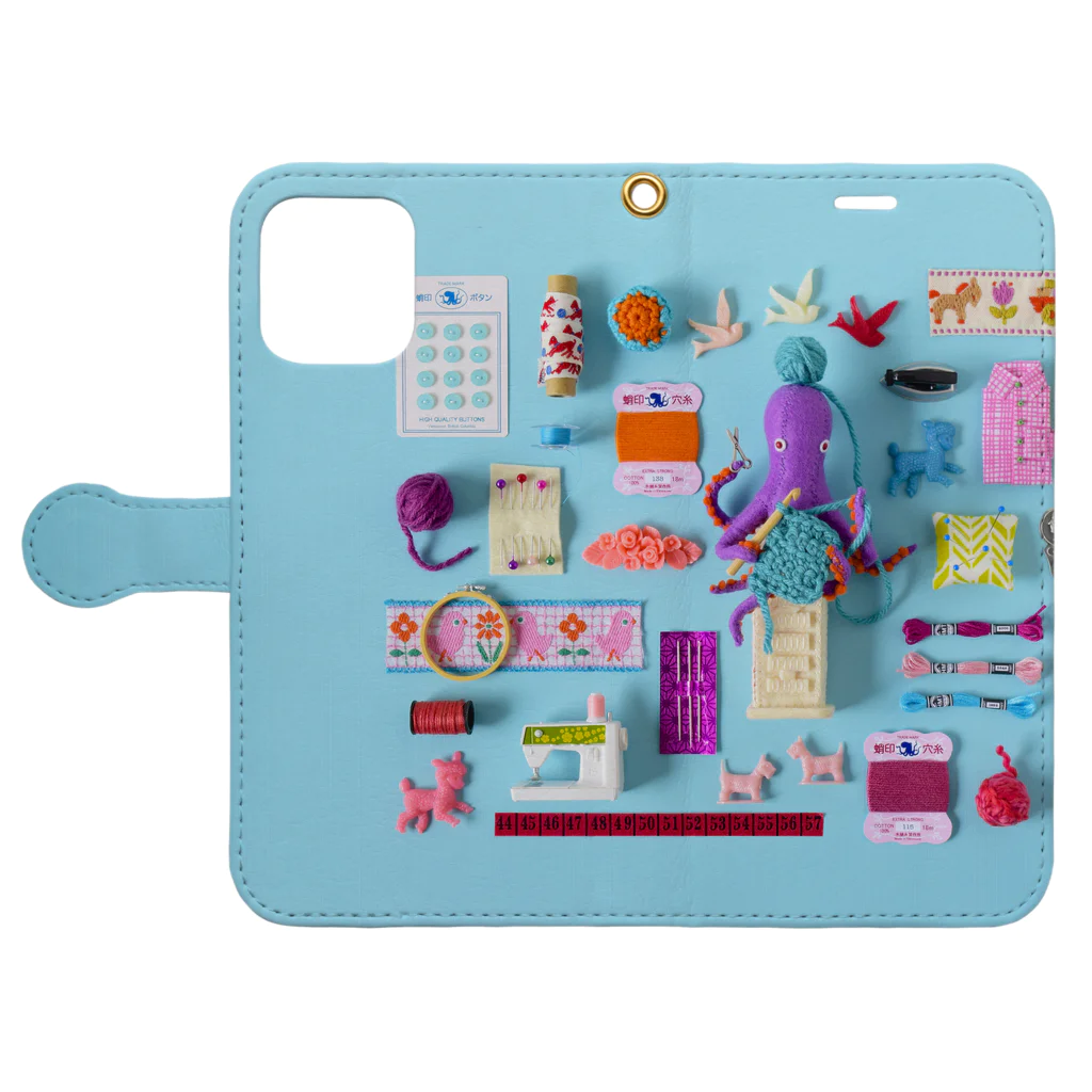 水島ひねのPlayful Crafting Book-Style Smartphone Case:Opened (outside)