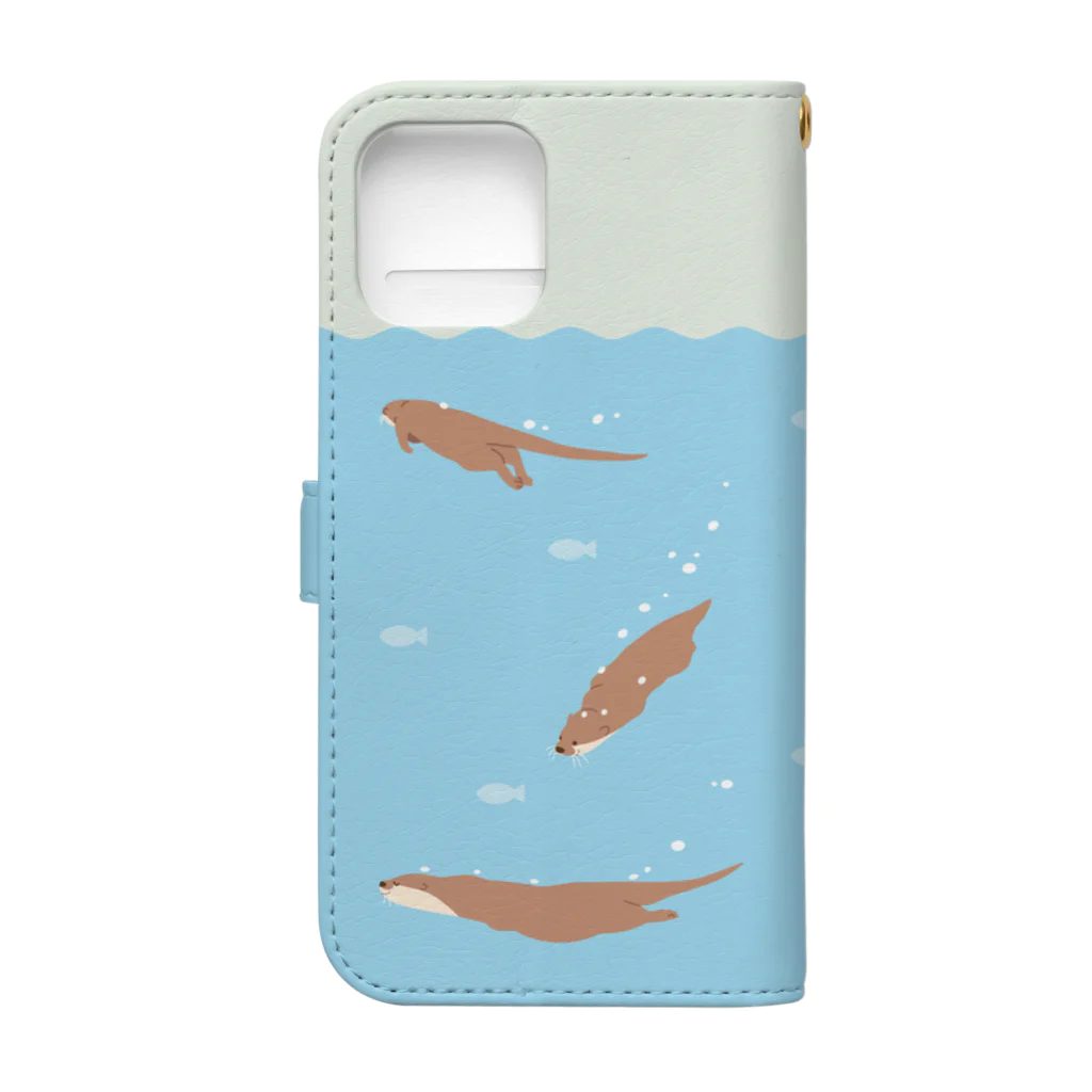 カワウソとフルーツのSwimming♪Otters（爽やかな朝）【iPhone 12 / 12 Pro以降用】 Book-Style Smartphone Case :back