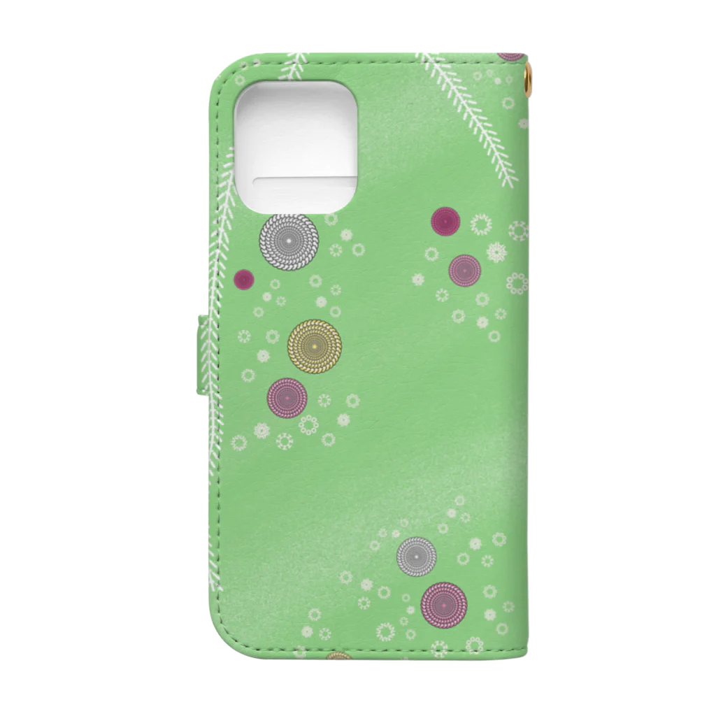 謎はないけど謎解き好きのお店の謎柄の和風グッズA（若緑） / Japanese style goods A inspired by escape room (Light green) Book-Style Smartphone Case :back