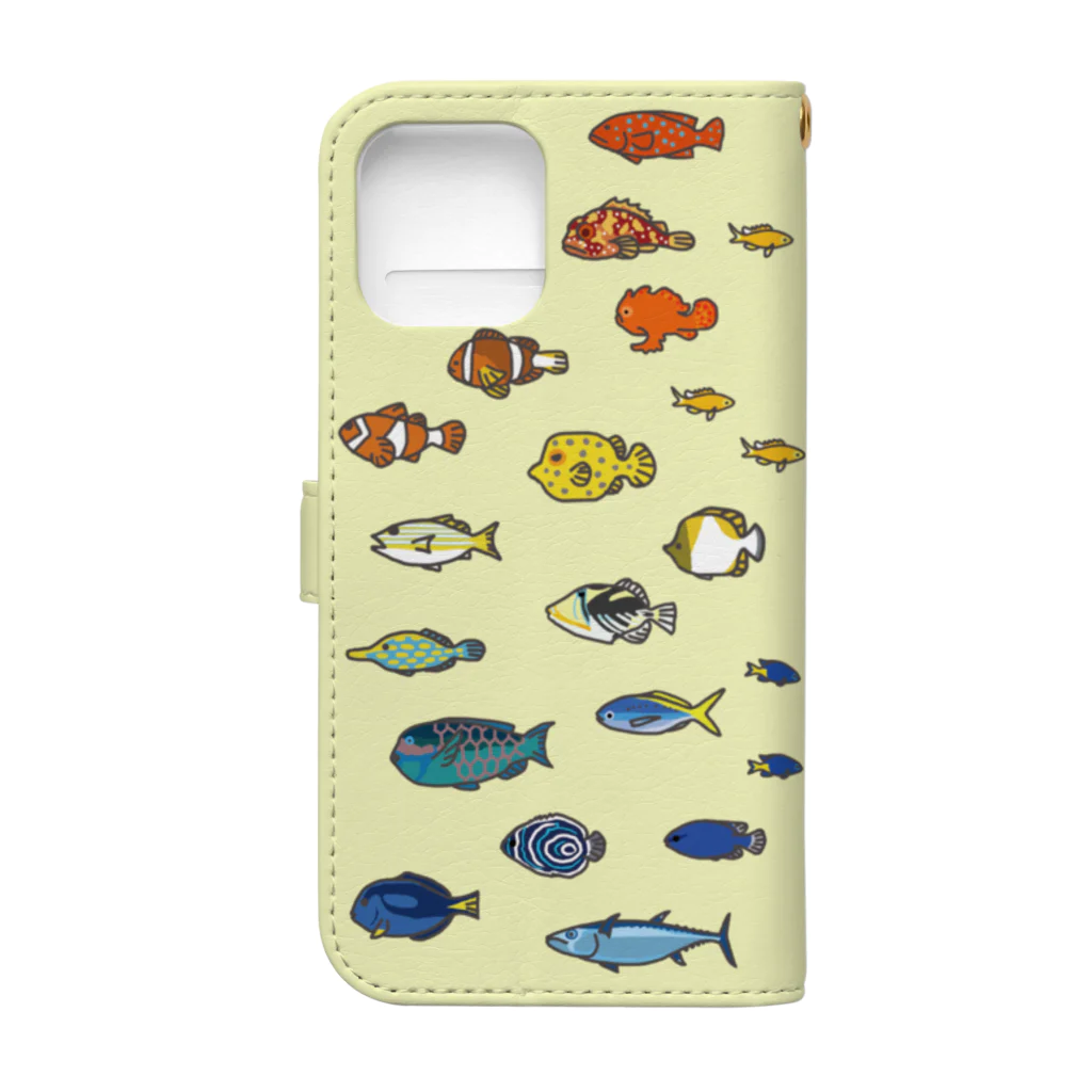 しまのなかまfromIRIOMOTEのらくがきしまのなかま魚類（iPhone12）きいろ Book-Style Smartphone Case :back