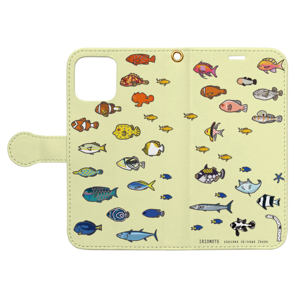 しまのなかまfromIRIOMOTEのらくがきしまのなかま魚類（iPhone12）きいろ Book-Style Smartphone Case:Opened (outside)