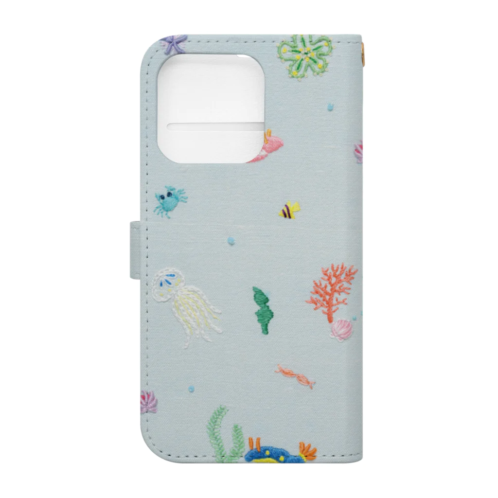 刺繍画家Marronのお店の海の生き物 Book-Style Smartphone Case :back