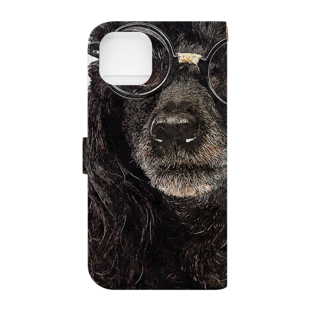 【CPPAS】Custom Pet Portrait Art Studioの黒縁メガネのスマートなスタンダードプードルドッグ 手帳型スマホケースの裏面