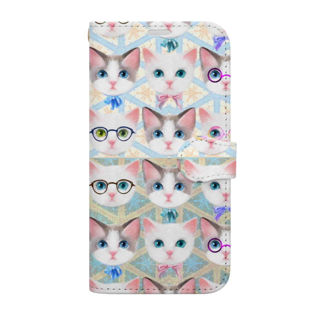 NORIMA'S SHOP のおしゃれなメガネをかけた猫たちと北欧風パターンイラスト Book-Style Smartphone Case