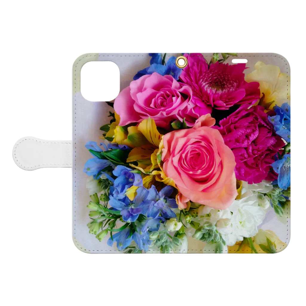 ナチュラルフラワーのバラの花束 Book-Style Smartphone Case:Opened (outside)