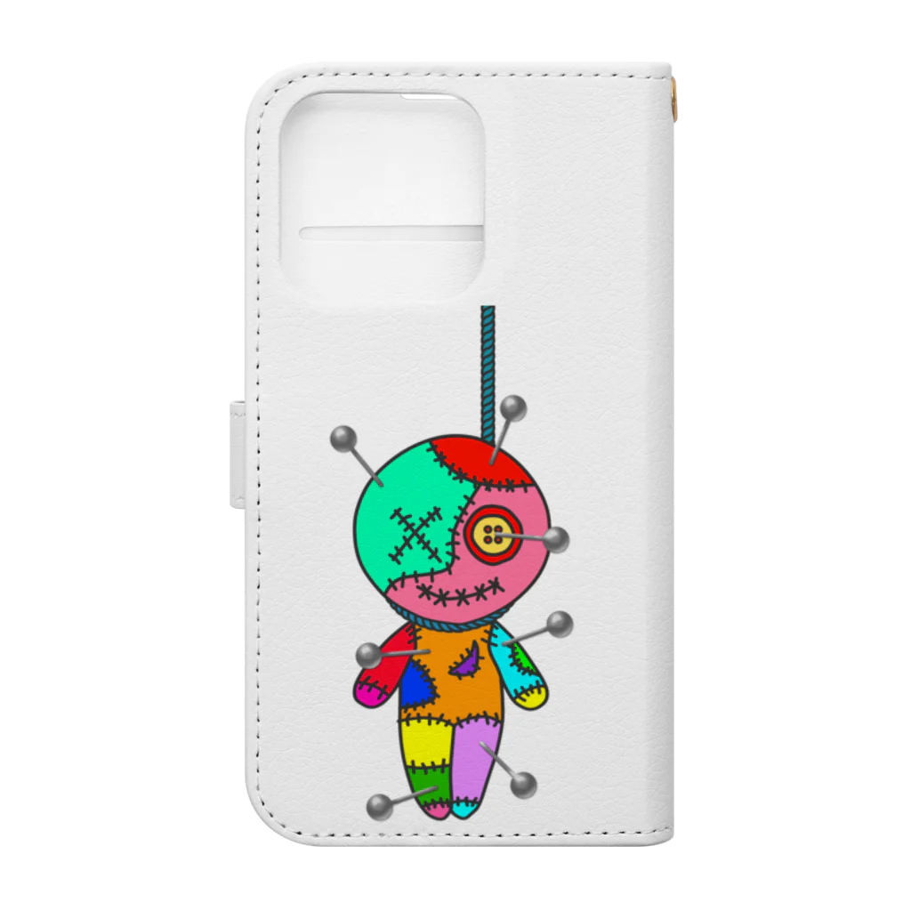 Ａ’ｚｗｏｒｋＳのHANGING VOODOO DOLL with PINS 手帳型スマホケースの裏面