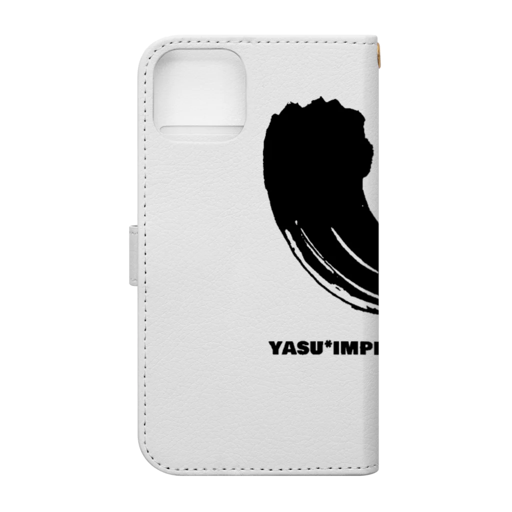 YASU-IMPRESSIONのYASU* IMPRESSION ロゴ 手帳型スマホケースの裏面