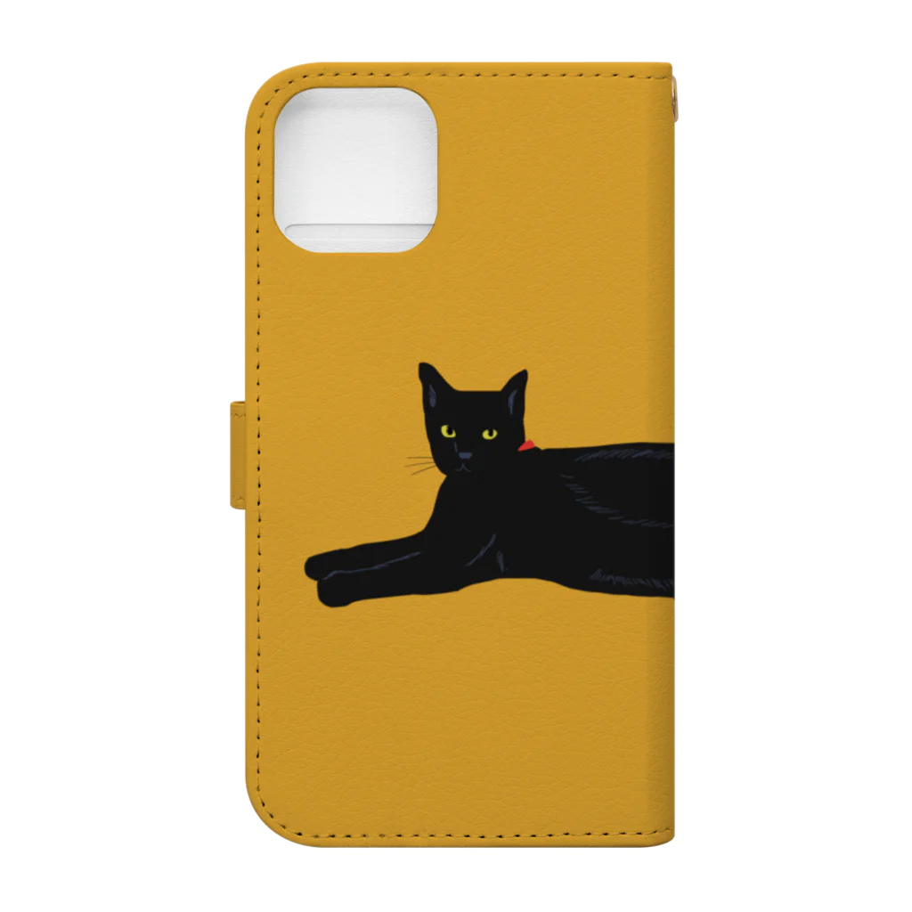 小鳥と映画館の横になる黒猫　イエロー Book-Style Smartphone Case :back