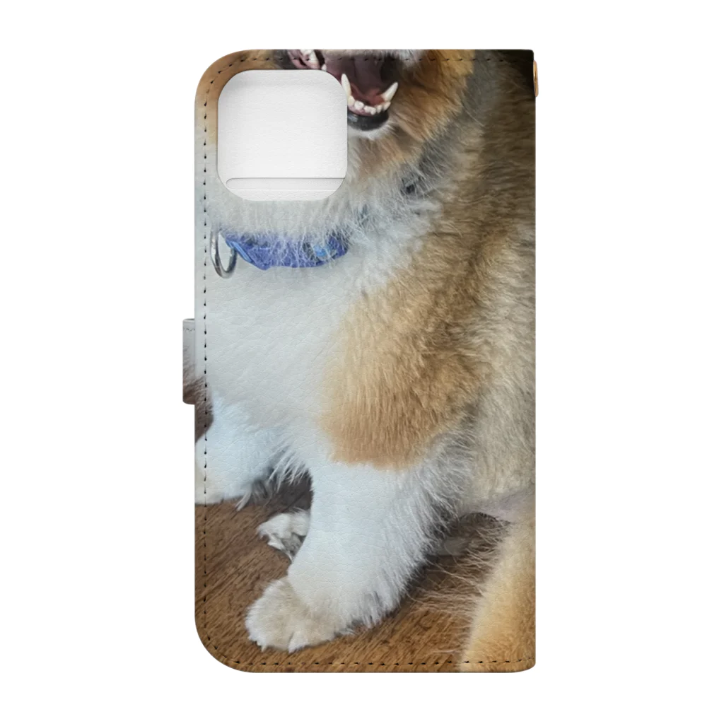 もふもふ犬ソア君SHOPの愛らしいモフモフ犬グッズ 手帳型スマホケースの裏面