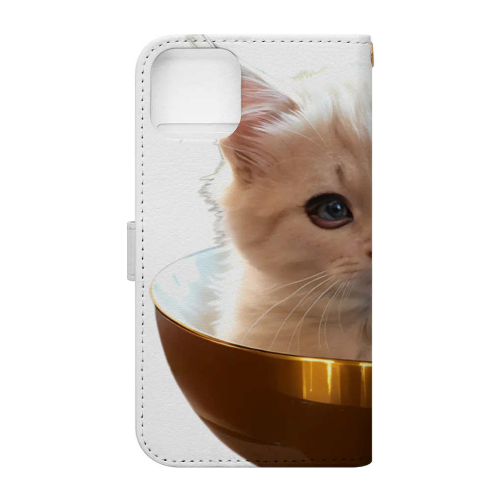 ヌコのお店の白猫カップイン Book-Style Smartphone Case :back