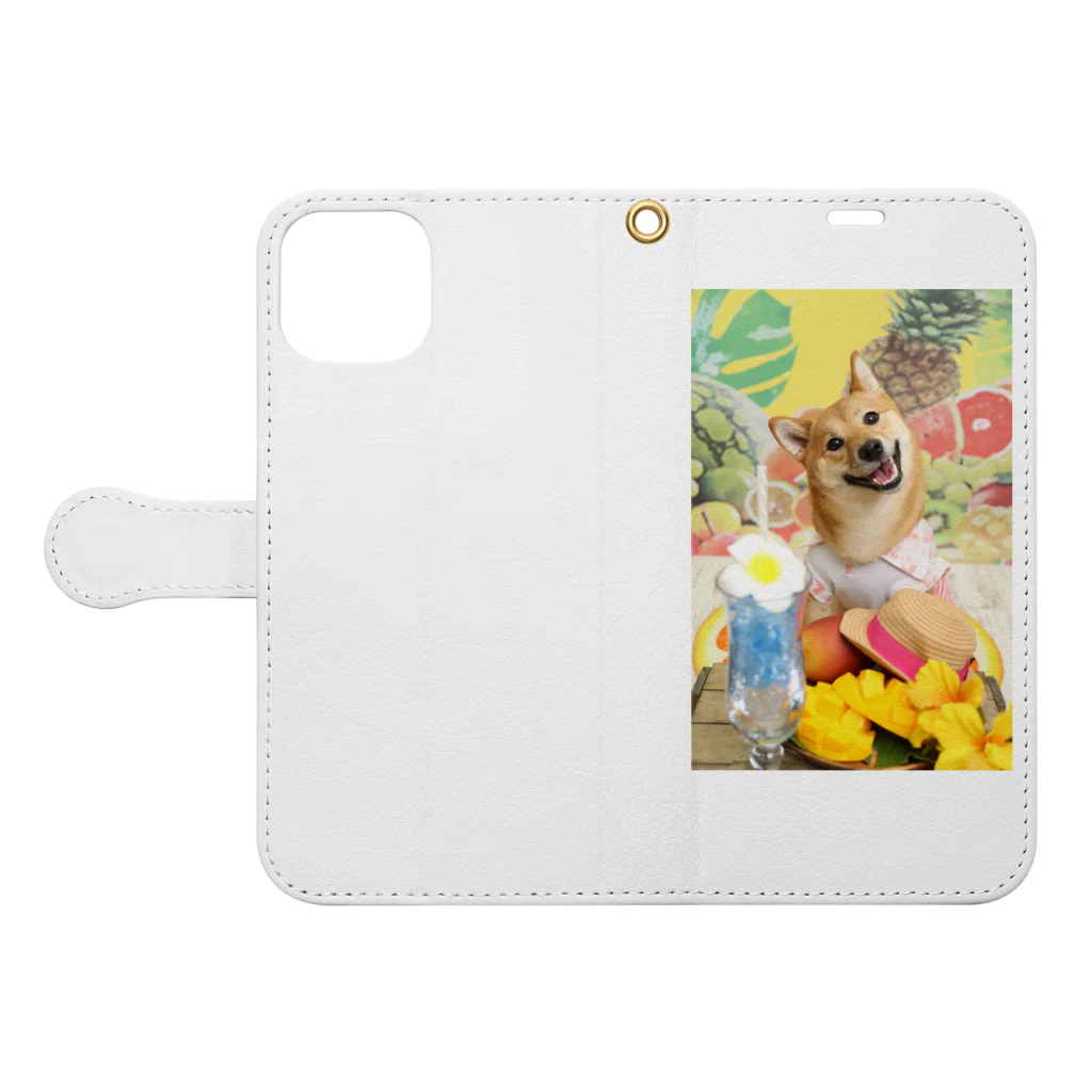 柴犬グッズ専門店 あられ堂の柴犬　真夏のリゾート001 Book-Style Smartphone Case:Opened (outside)