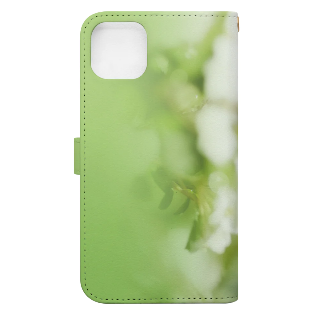 akane_art（茜音工房）の花フォト（てんとう虫とコデマリ） Book-Style Smartphone Case :back