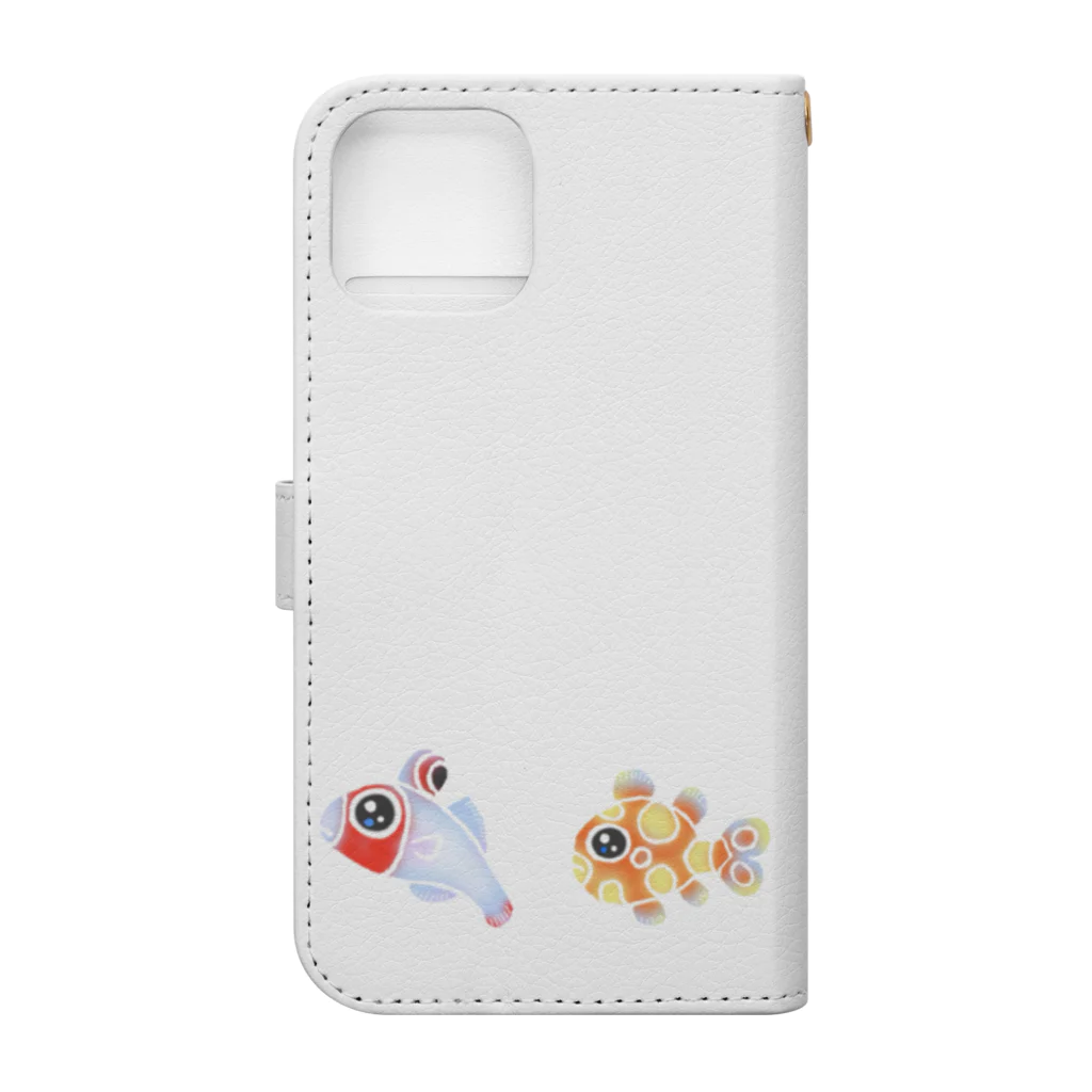 栗坊屋の幼魚だから小さいよ Book-Style Smartphone Case :back