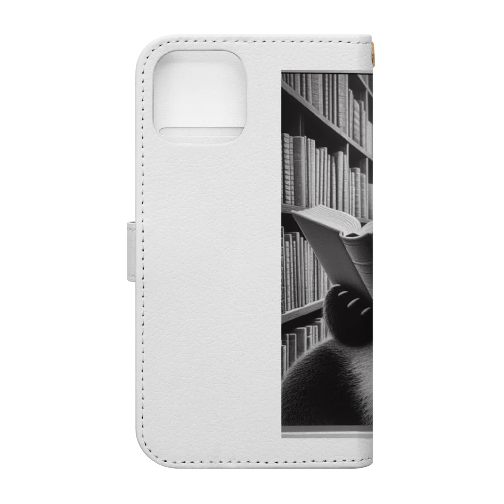 アニマルホビーズの読書パンダ Book-Style Smartphone Case :back