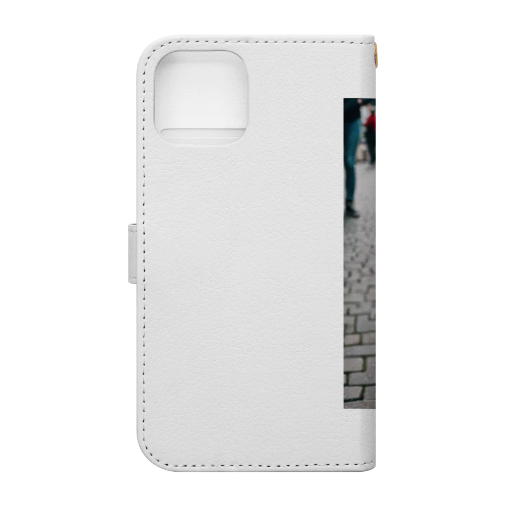 kaerinｰofficeの2匹のかわいい柴犬が仲良く並んで写っています。 Book-Style Smartphone Case :back