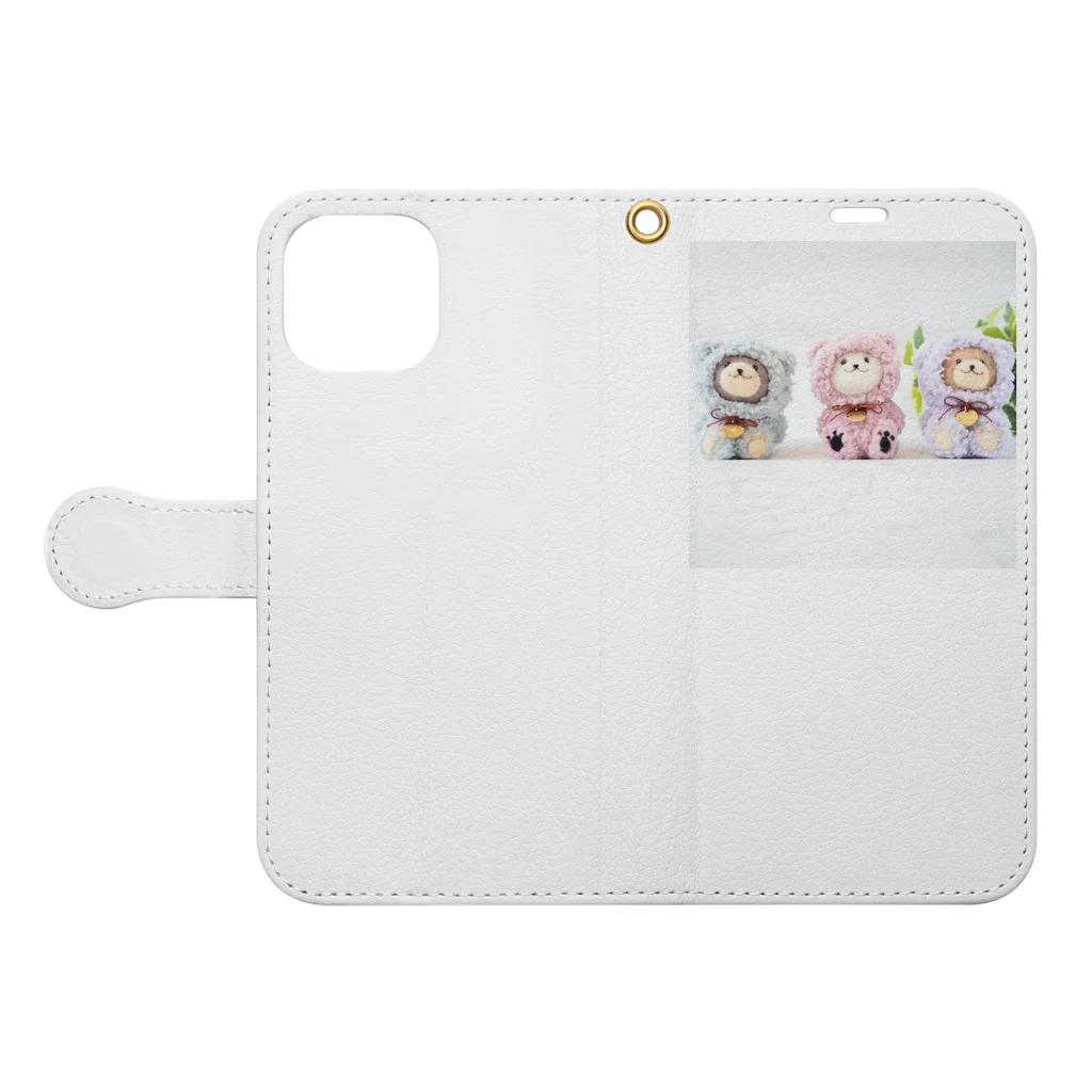 kumamia（くまみあ）のくまの３兄弟もこもこver. Book-Style Smartphone Case:Opened (outside)