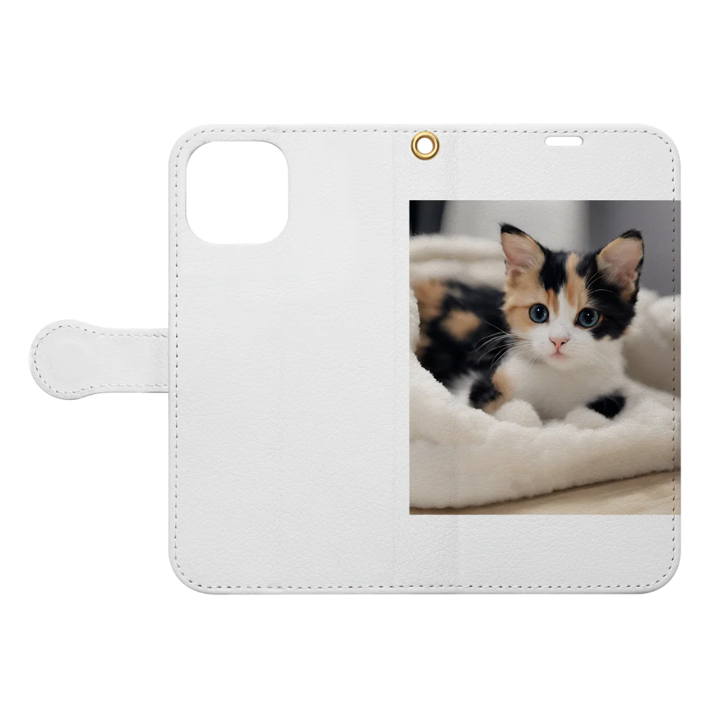 癒しリフレッシュの愛らしい子猫ちゃん Book-Style Smartphone Case:Opened (outside)