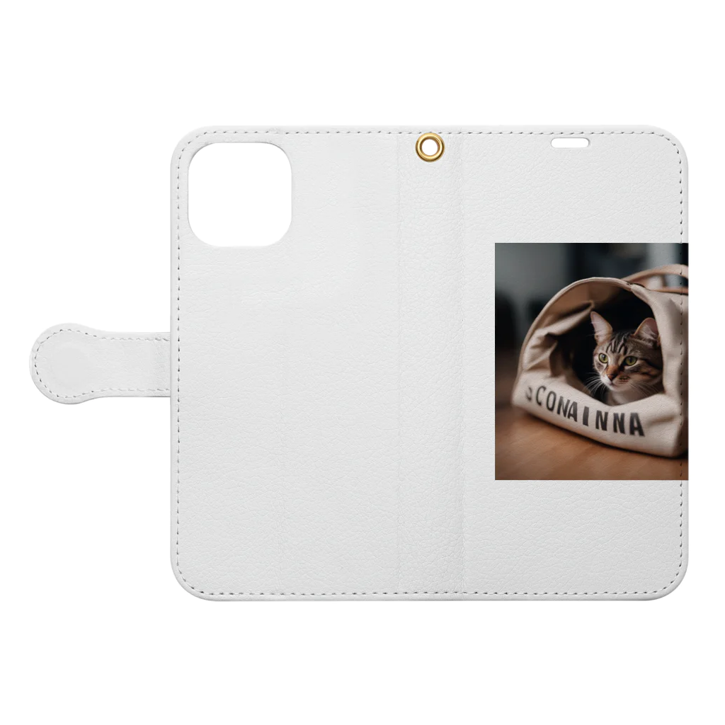 LuckyRiverShineの袋に入っている猫 Book-Style Smartphone Case:Opened (outside)