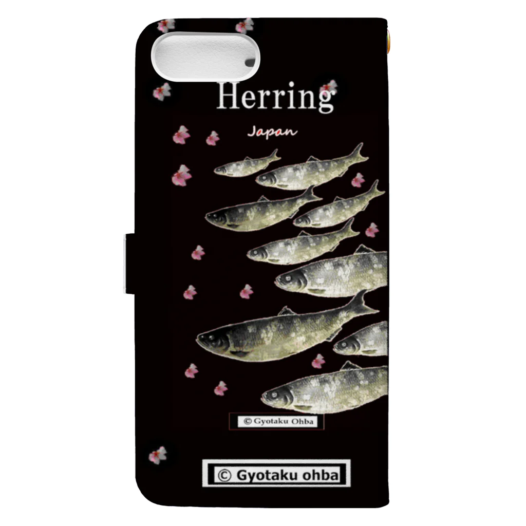 G-HERRINGのHERRING（鰊；ニシン）あらゆる生命たちへ感謝をささげます。 手帳型スマホケースの裏面