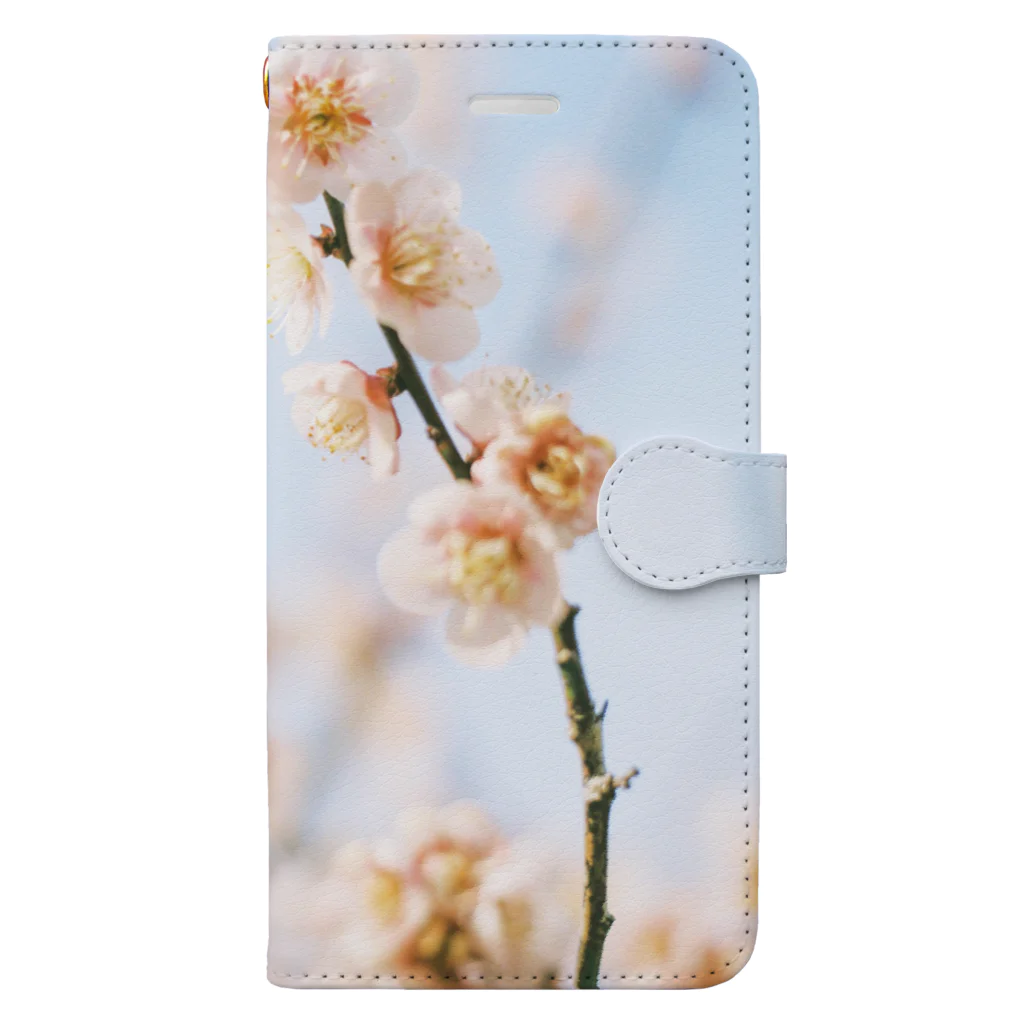 RZ67 Film Photo Galleryの「梅」 KODAK PORTRA 400 Book-Style Smartphone Case