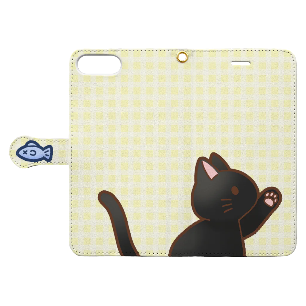 かわいいもののおみせ　いそぎんちゃくのお魚にゃーバージョン２　黒猫　イエローチェック柄 Book-Style Smartphone Case:Opened (outside)