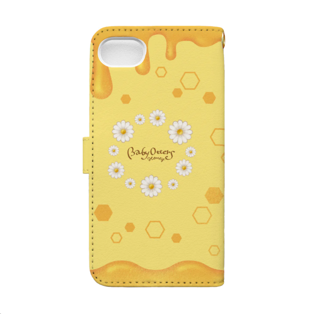 カワウソとフルーツのBaby Otters Honey（11以前はこちら） Book-Style Smartphone Case :back