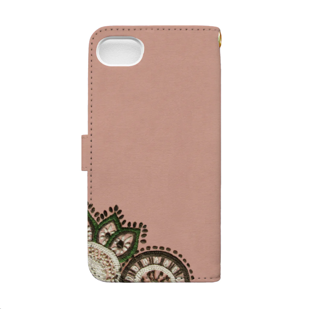 シーモア（she+more）の(iphone) シークレットガーデン Book-Style Smartphone Case :back