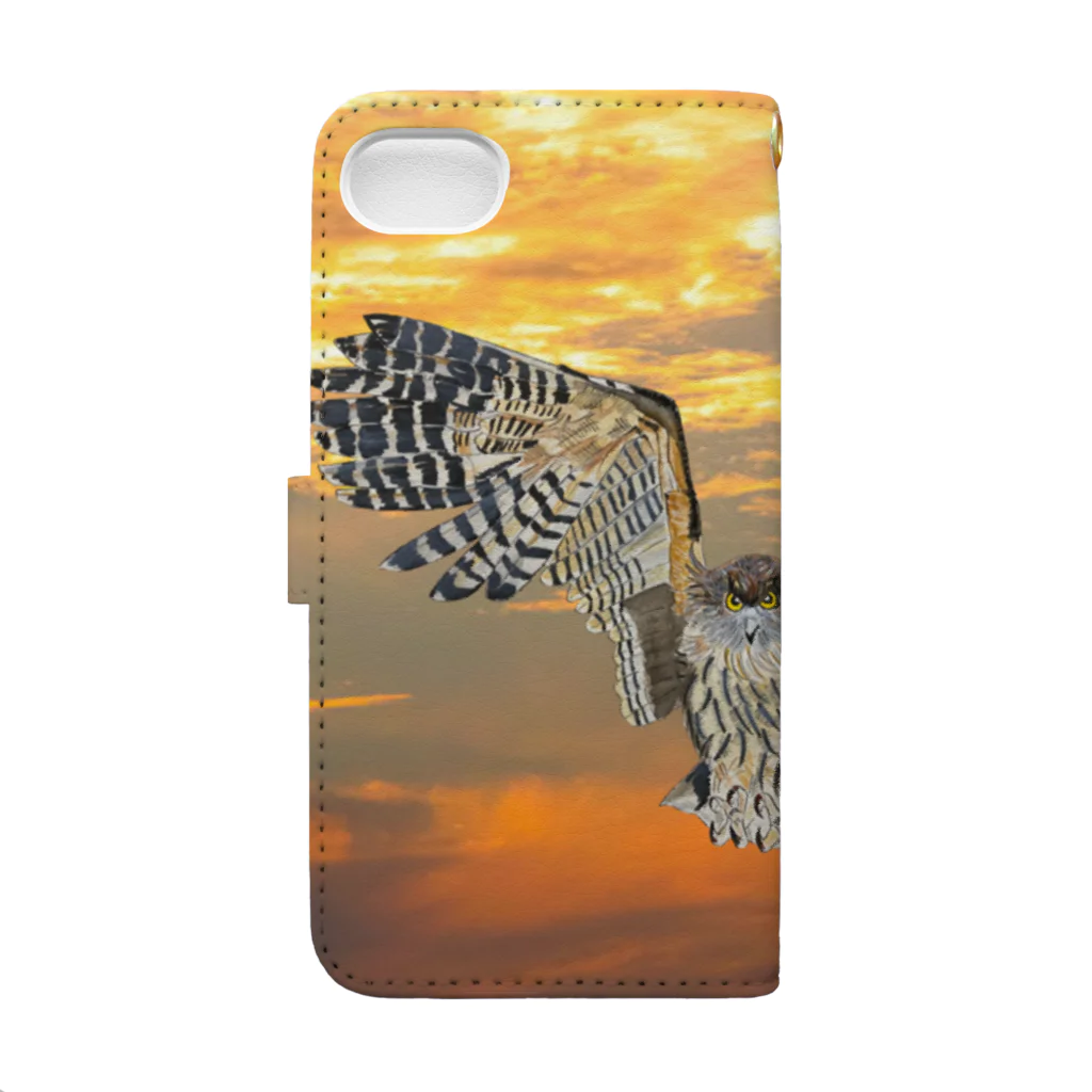 Coshi-Mild-Wildのシマフクロウと夕焼け Book-Style Smartphone Case :back